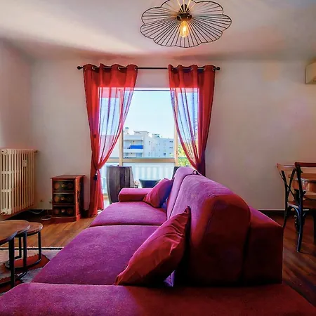 Studio For 2 With Balcony In Raphael * Saint-Raphael (Var)